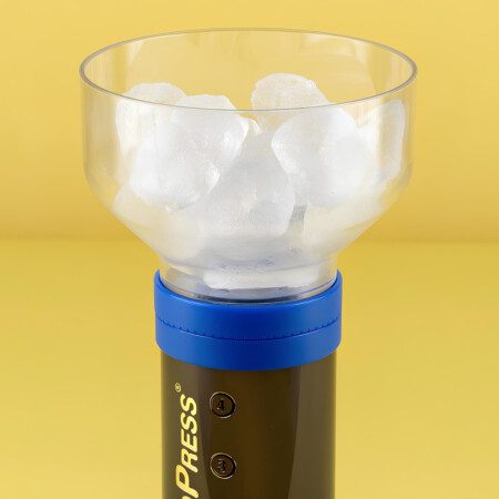 قهوه سرد دم با PUCKPUCK - Aeropress Cold Brew Adaptor