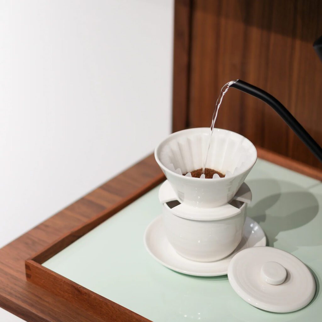 دریپر پلاستیکی آپریل