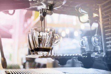 حامی برگزیده‌ی تأمین آب تصفیه‌ی مسابقات جهانی باریستا: BWT water+more