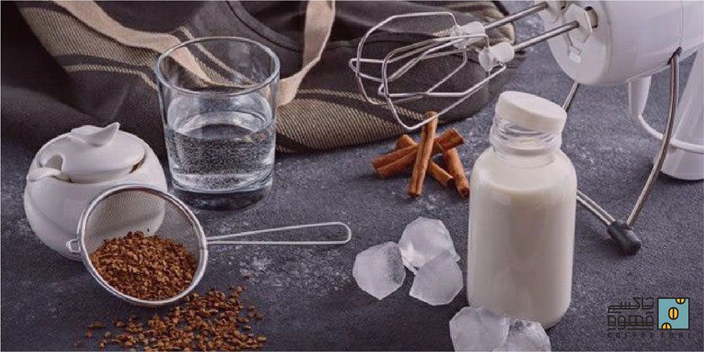 طرز تهیه قهوه فوری در خانه