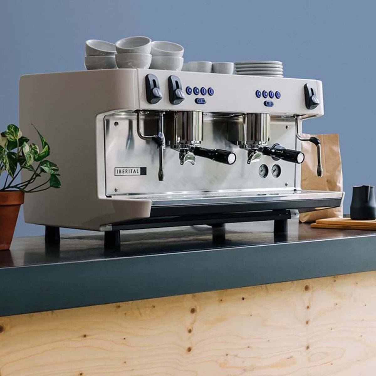 دستگاه اسپرسو دو گروپ Iberital مدل Intenz