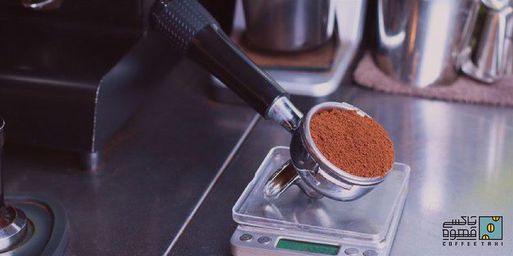 طرز تهیه اسپرسوی مرحله چهار