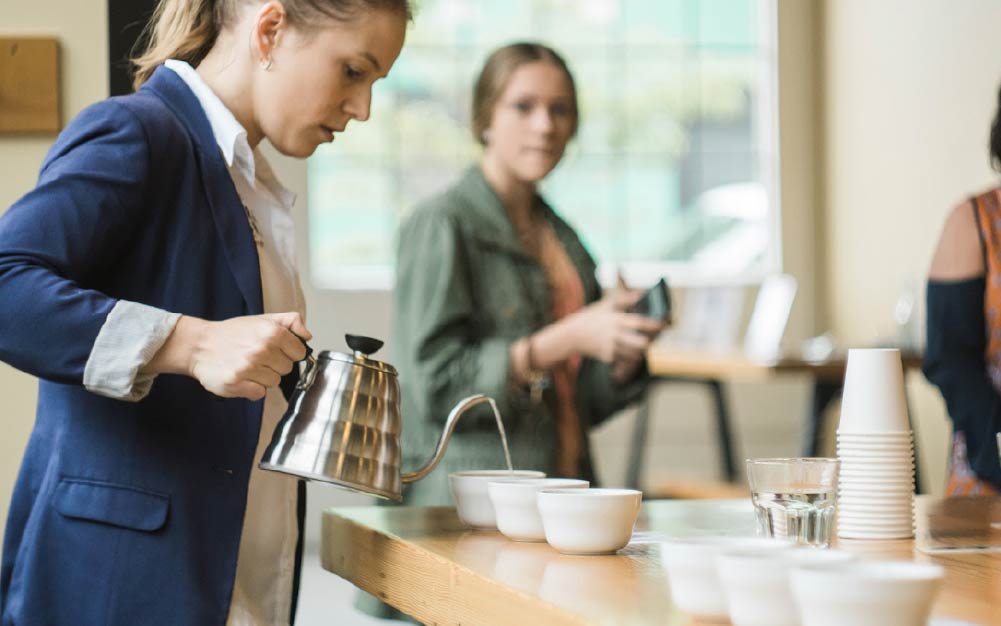 کاپینگ معتبر قهوه در دوران COVID-19